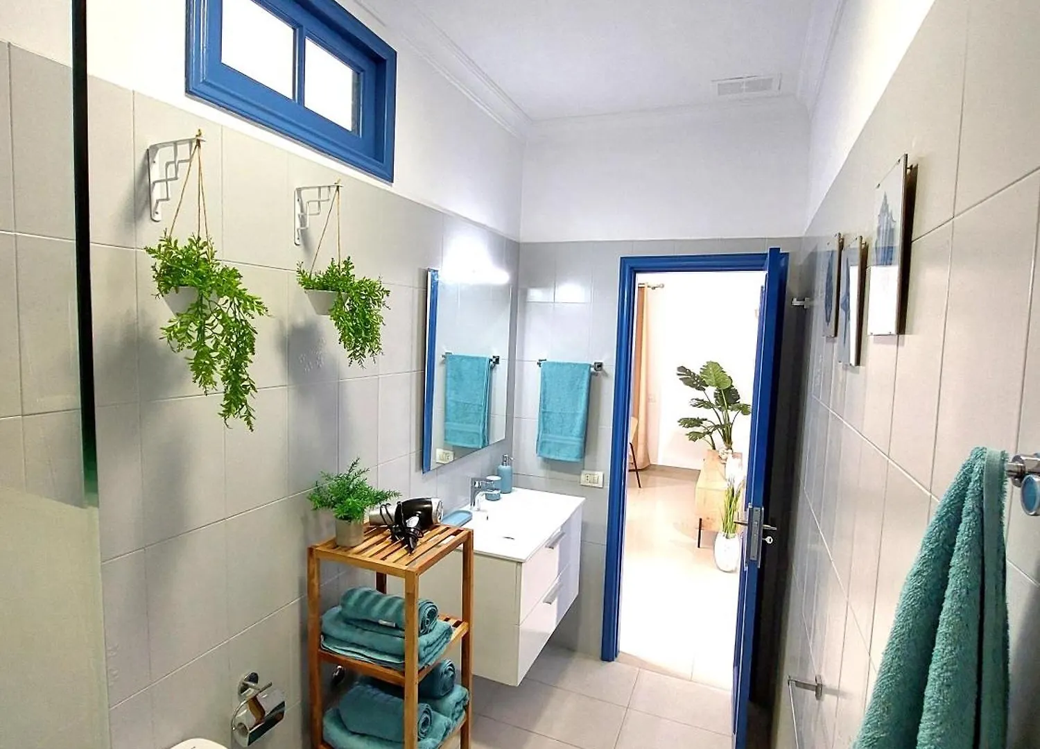 Mucha Vida Villa Abades  Spain